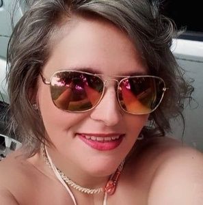 Meet your Posher, Kristen